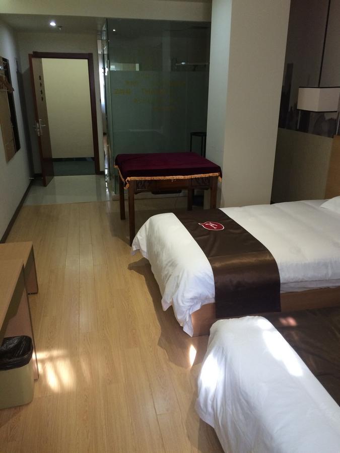 Junyi Hotel Jiangsu Nanjing University Of Information Science And Technology Exteriör bild